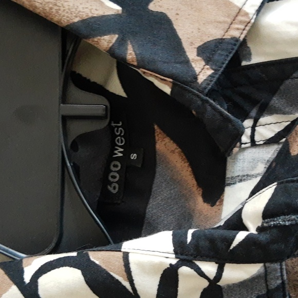 2 For $13/ Cotton Floral Patterned Blouse Size S - Picture 4 of 5